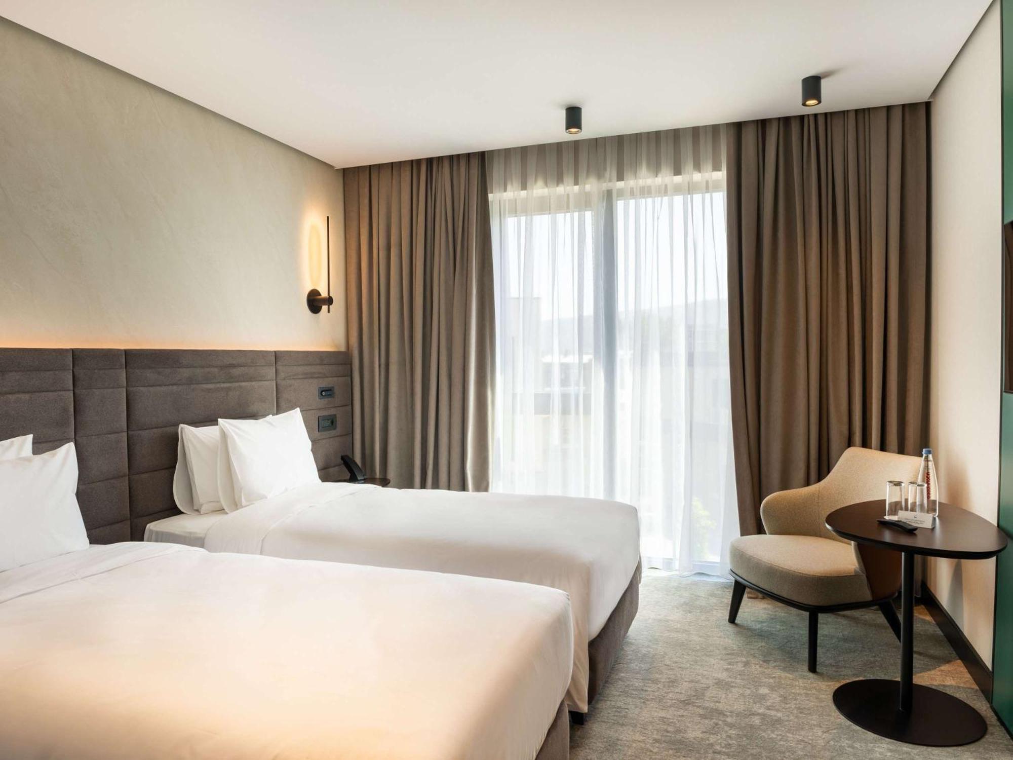 Novotel Tbilisi Center Ngoại thất bức ảnh