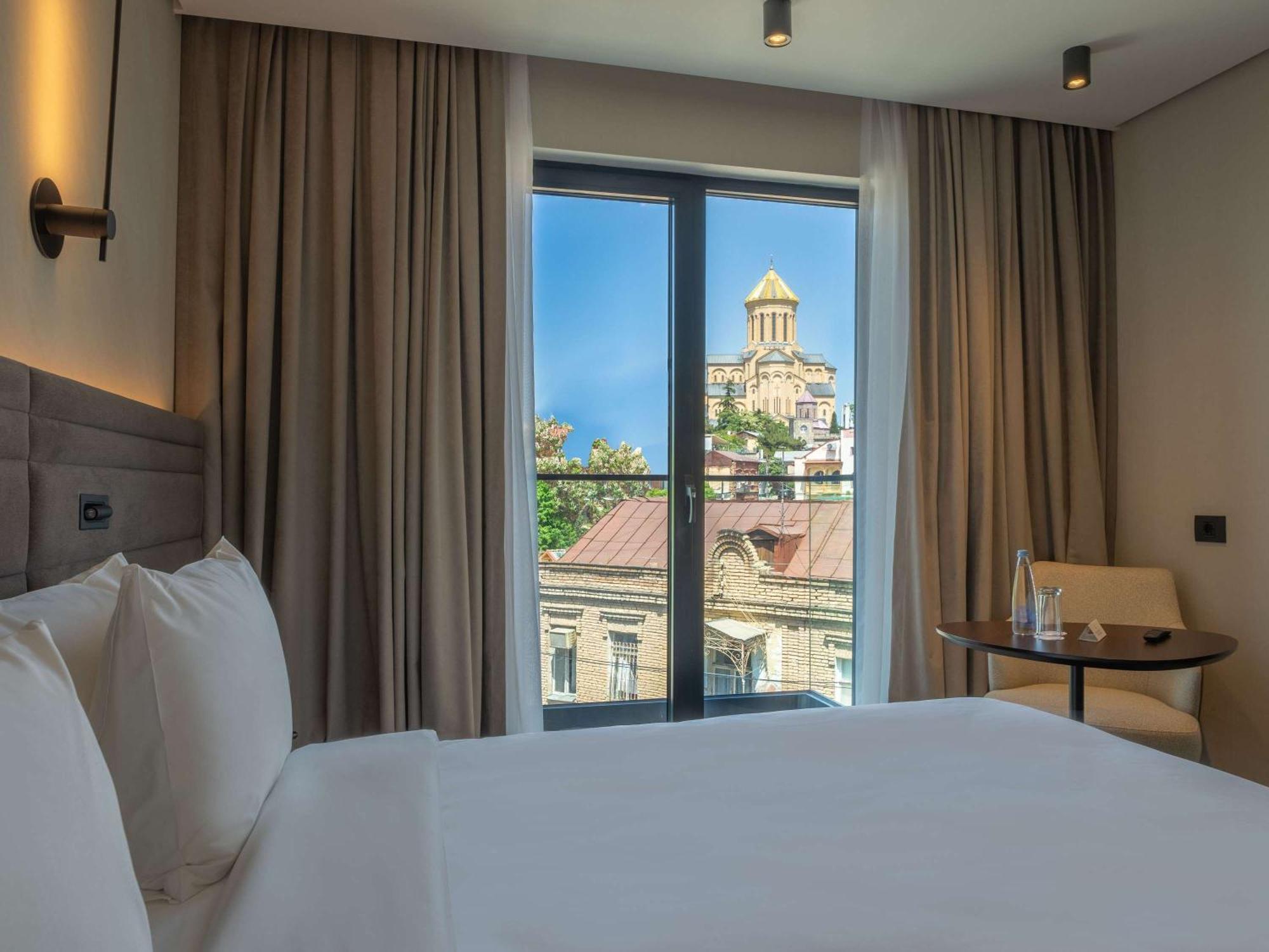 Novotel Tbilisi Center Ngoại thất bức ảnh